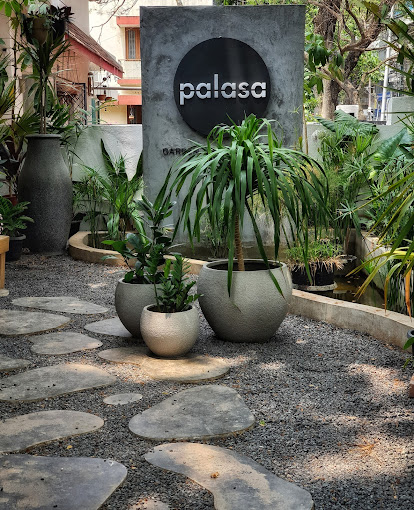 Palasa – Planter pots, Garden & Outdoor Decor, Furniture
