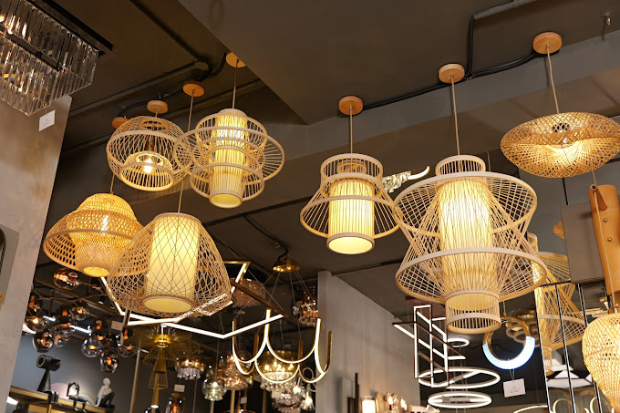 The Light Place (premium lighting lounge)