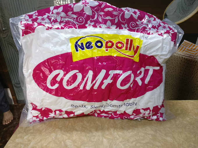 Neo Polly Pillow