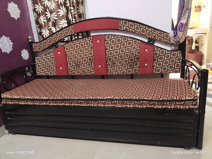 Old furniture buying & selling