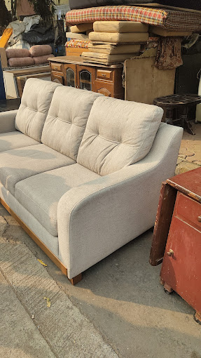Usha Old Furniture