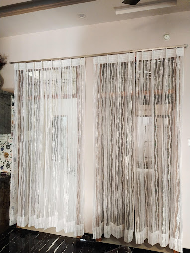 Famous handloom & Furnishing House