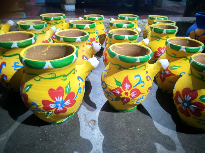 Deepkalash (Mitti Bartan avm Puja samagri) Pottery wholseler and retailers